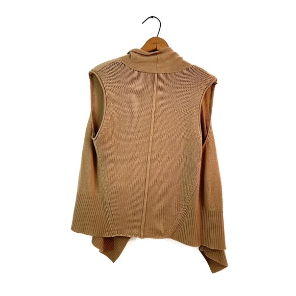 Barneys New York Waterfall Cashmere Tan Sweater Vest - Size Medium - Picture 2 of 5
